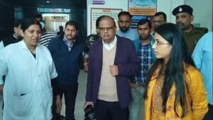 Munger Live : Breaking News, Munger News Live 2025 6 मुंगेर सदर अस्पताल का नगर आयुक्त ने किया निरीक्षण, मरीजों की सुविधाओं की समीक्षा, दिया महत्वपूर्ण निर्देश जानिए